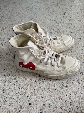 Converse Cream High-Top Sneakers with Red Heart Graphic
